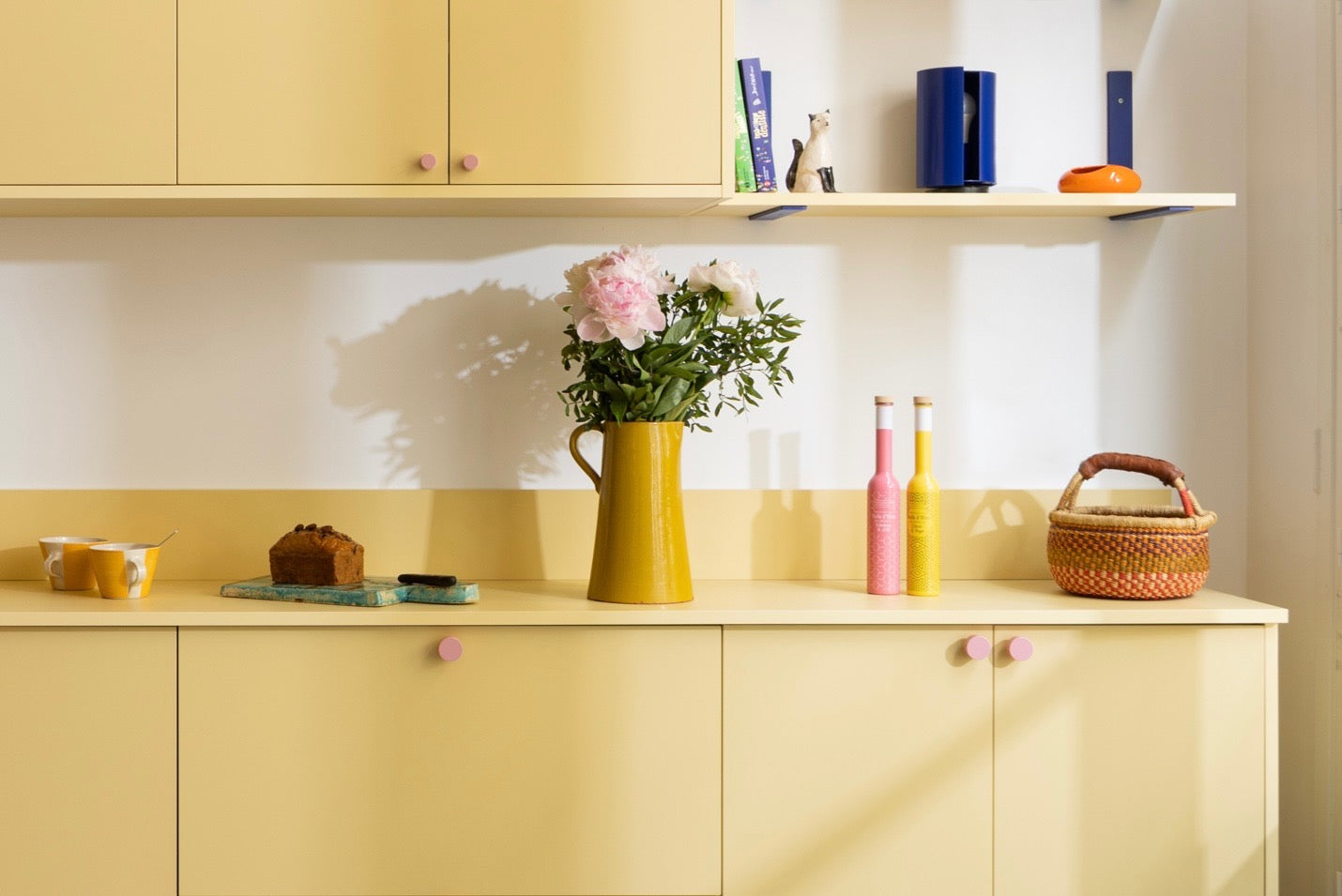 Plan de travail et crédence jaune Studio Couleur