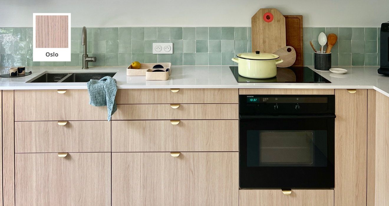 Façades bois sur meuble bas de cuisine ikea metod