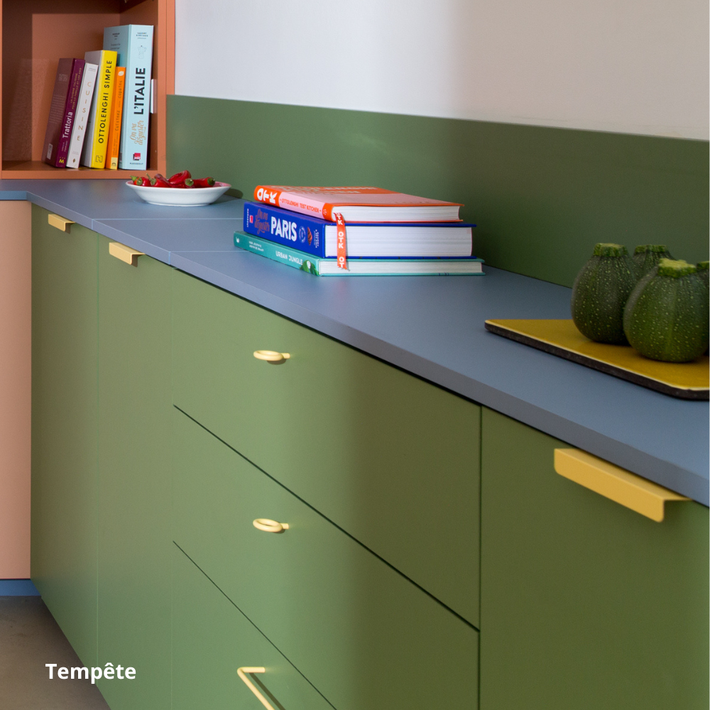 Plan de travail cuisine sur-mesure bleu