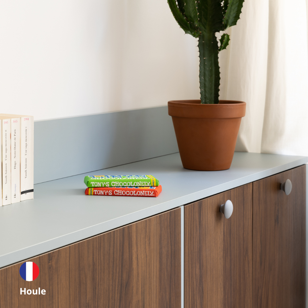 Plan de travail bleu gris coordonné aux portes pour cuisine Ikea Metod Studio Couleur