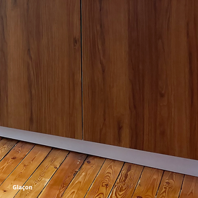 Plinthe bleue pour cuisine Ikea Metod