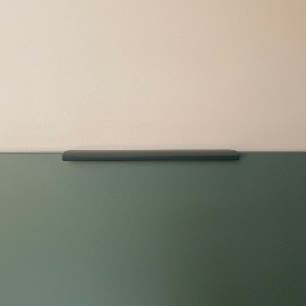 Poignée droite vert kaki 10 cm pour porte de cuisine cuisine ou armoire